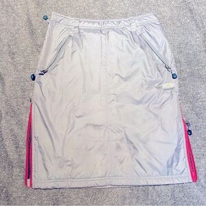 Skhoop winter skirt women's size medium.